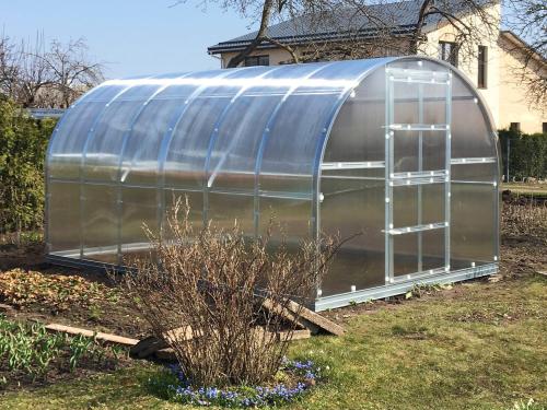 szklarnia LANITPLAST LUCIUS 3x4m PC 4 mm