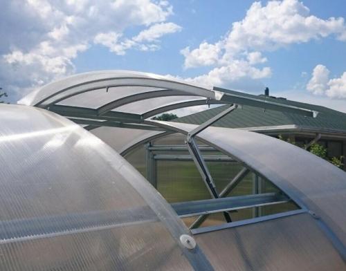 okno dachowe do łukowej szklarni LANITPLAST GLADUS
