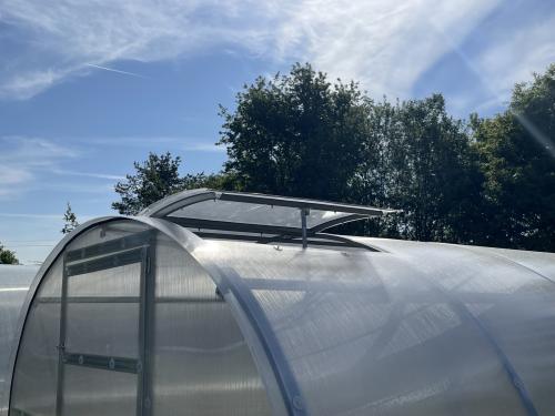 okno dachowe do szklarni LANITPLAST KYKLOP2 PC 4 mm