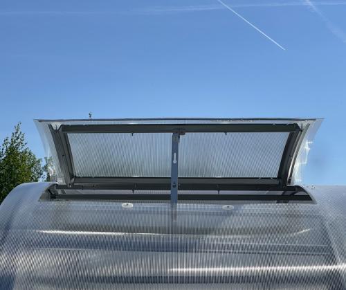 okno dachowe do szklarni LANITPLAST KYKLOP2 PC 4 mm